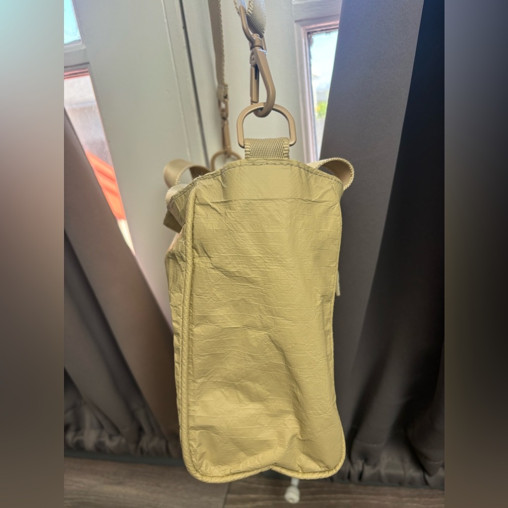 ALOHA Collection Tan Crossbody Bag - Picture 6 of 11